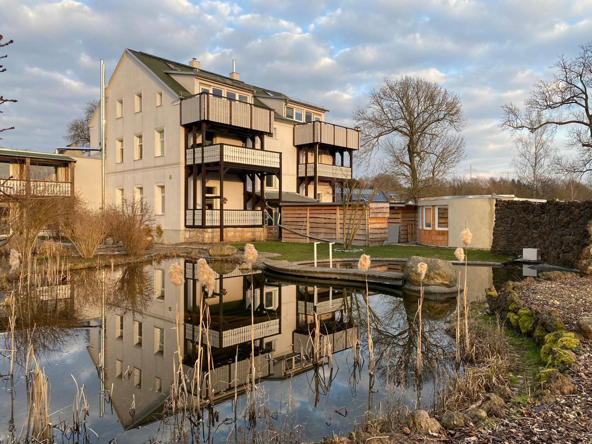 Traumdomizile - Wohnung Am Gruenen Stadtrand Хемниц Экстерьер фото